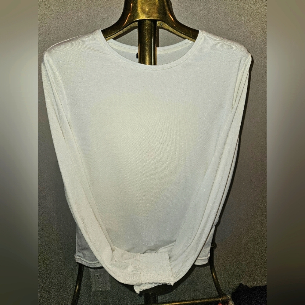 Bundle 5/$25   Women's White Long Sleeve Top With Ruffles On Sleeve Cuffs